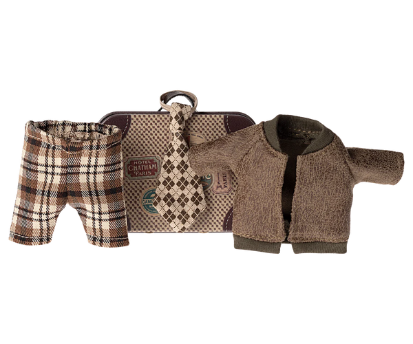 Maileg Jacket, pants and tie in suitcase, Grandpa mouse