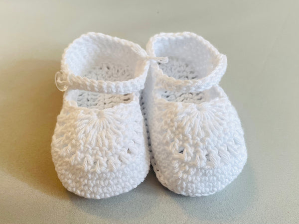 Papalotes White Medallion Mary Jane Baby Bootie