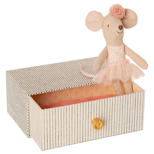 Maileg Dancing Mouse in Daybed