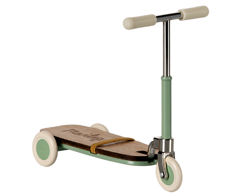 Maileg Kick Board Mouse Mint