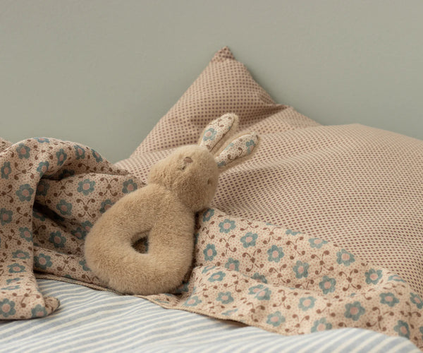 Maileg Rabbit Rattle Set Cream Peach