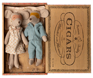 Maileg Mum & Dad Mice In Cigarbox