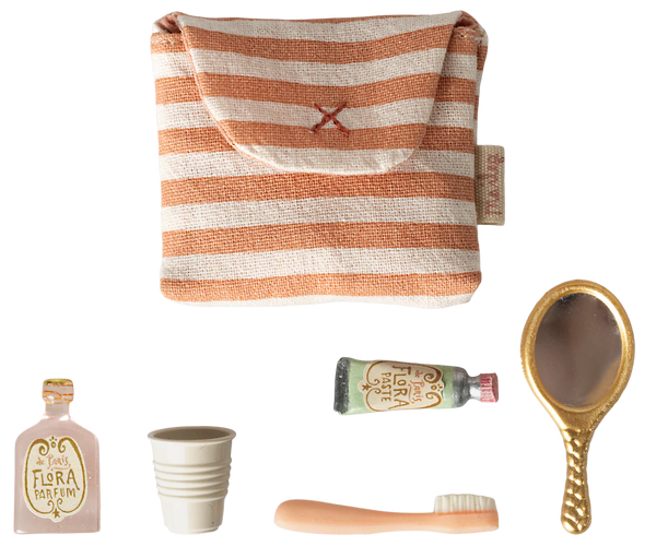 Maileg Toothbrush Set In Bag Mouse Coral