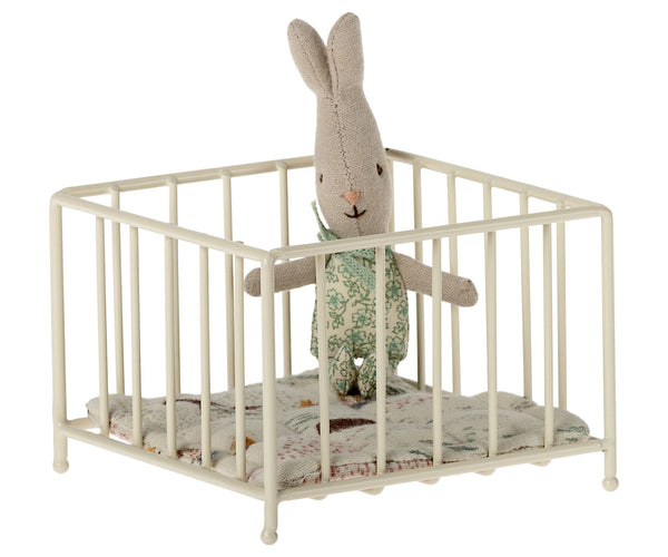 Maileg Playpen, My