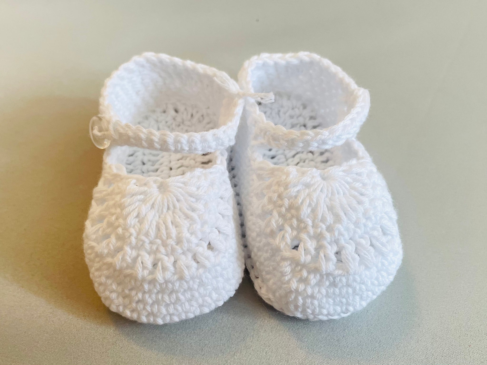White Medallion Mary Jane Baby Bootie