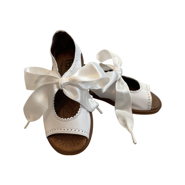Papalotes White Leather Sandal